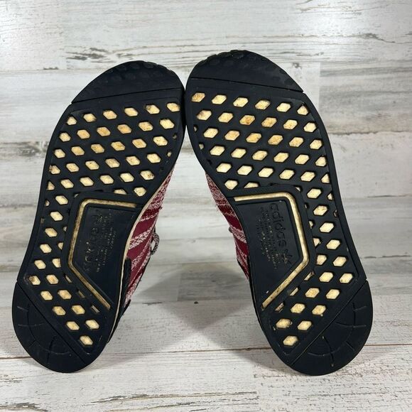 Adidas Women's NMD R1 Running Shoes Burgundy Size 7 - Picture 7 of 8